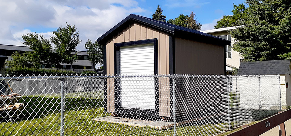 How To Efficiently Maintain Your Garden Shed 
