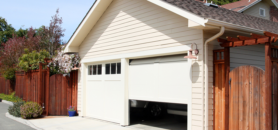 Top 4 Reasons Why Your Garage Door Is Not Working Properly 