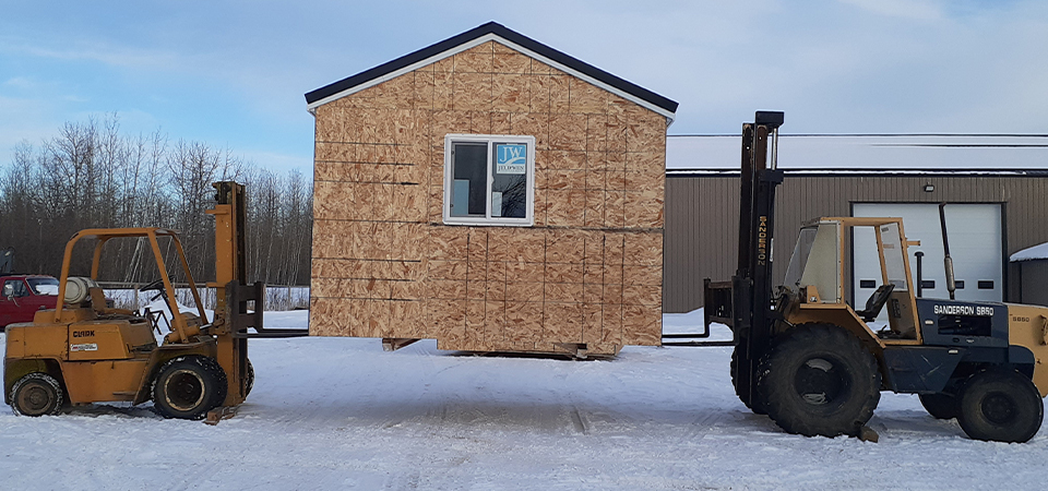 How To Choose The Right Doors For Your Portable Cabins?